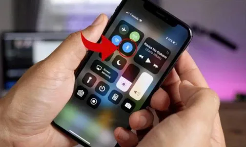 Nút Bluetooth trên điện thoại có 4 chức năng ẩn tuyệt vời: Ai không biết quá tiếc