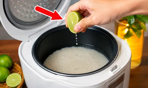 Tại sao bạn nên vắt vài giọt chanh vào nồi cơm trước khi nấu?