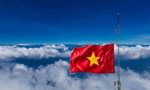 Hộ gia đình nào được nhận 10 triệu đồng tiền mặt và phần quà trị giá 2 triệu đồng lễ Quốc Khánh 2/9/2026 theo kế hoạch 283?