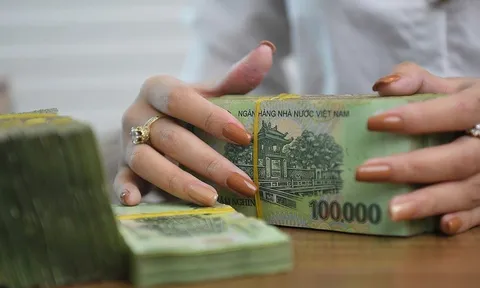 Năm 2026: Trưởng thôn, Tổ trưởng Tổ dân phố sẽ kéo dài nhiệm kỳ hơn 5 năm trong những trường hợp nào? Mức phụ cấp là bao nhiêu?