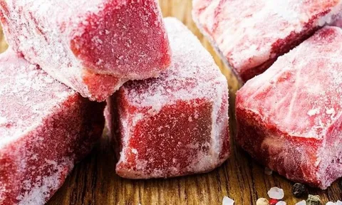 Lời khuyên cho các gia đình thường xuyên trữ đông thịt trong tủ lạnh