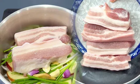 Cách luộc thịt lợn không dùng nước, thịt mềm mọng, ngọt lừ