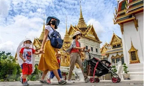 5 quốc gia cho phép tiêu tiền Việt Nam: Du lịch thoải mái không cần lo đổi tiền