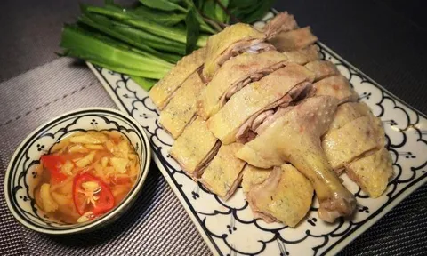 Luộc vịt đừng chỉ cho gừng, thêm loại quả quen thuộc này vào: Vịt ngon ngọt không bị hôi