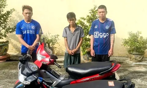 Ba thanh niên giả gái tán tỉnh dạo, dụ dỗ người ra chỗ vắng cướp của