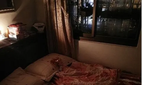 Người đàn ông ngủ một mình nhưng luôn cảm giác có người nằm cạnh, lật chăn ra thì "ớn lạnh"