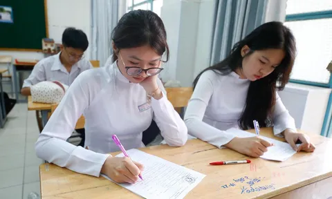 Quy định mới về thi tốt nghiệp, dạy thêm, học thêm... có hiệu lực từ tháng 2/2025