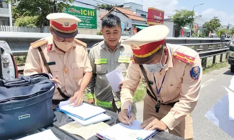 Cục CSGT đưa hướng dẫn mới nhất về nộp phạt nguội khi không tổ chức Công an cấp huyện, tài xế cần biết
