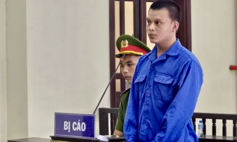 Thiếu nữ 17 tuổi may mắn thoát chết khi bị bạn trai quen qua mạng sử dụng "combo" các trò đồi bại nhất