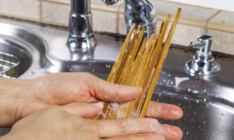 Một thói quen khi rửa đũa cực nguy hiểm, dễ khiến cả nhà ung thư mà ai cũng mắc