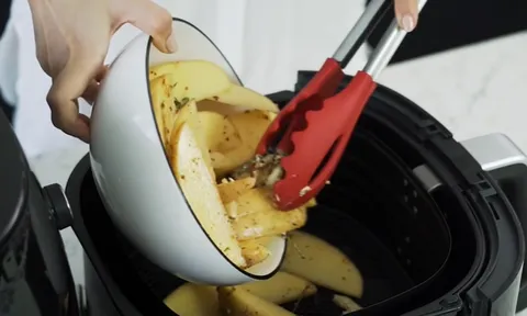 7 thực phẩm cấm kỵ với nồi chiên không dầu, dễ sinh chất độc hại