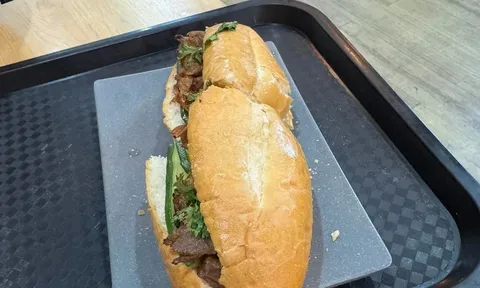 Cảng Hàng không Nội Bài lên tiếng về một ổ bánh mì có giá 208.000 đồng