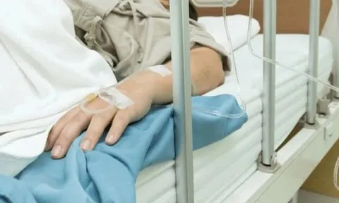 Đột quỵ ở tuổi 26: Bác sĩ cảnh báo 2 kiểu “xả stress” nguy hiểm mà người trẻ hay mắc