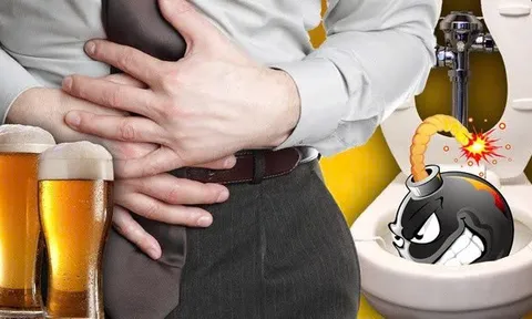 Cứ uống bia là tiêu chảy, người đàn đi khám phát hiện điều không ai ngờ tới