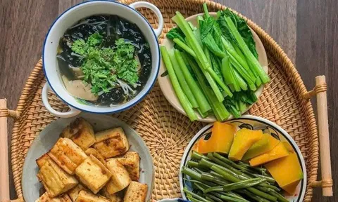 Tự ý bỏ thuốc tiểu đường, ăn chay sai cách, nữ kế toán 30 tuổi bị nhồi máu não và liệt nửa người