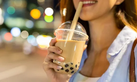 5 cách uống trà sữa thoải mái, không lo tăng cân cho "hội nghiện"