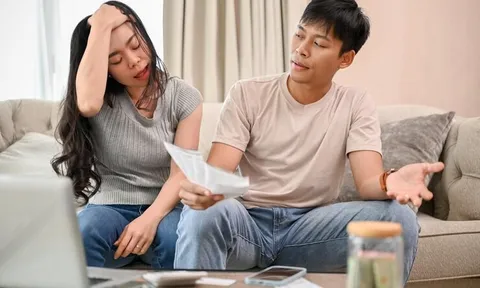 Sa cơ lỡ vận, tôi bị vợ hắt hủi và nói xấu trước mặt con trai 7 tuổi