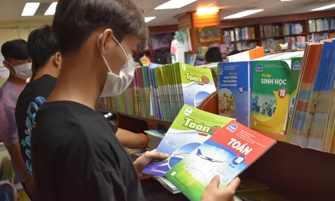 Thống nhất sử dụng một bộ sách giáo khoa, hướng đến miễn phí toàn quốc vào năm 2030