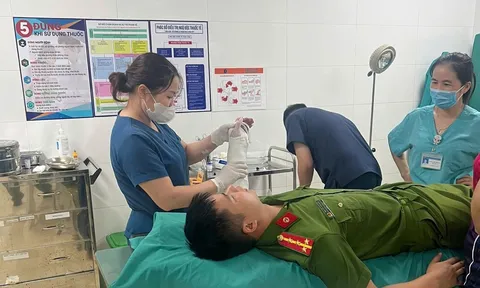 Tạm giữ Dương Công Tuấn vì đánh gãy tay phó trưởng công an xã