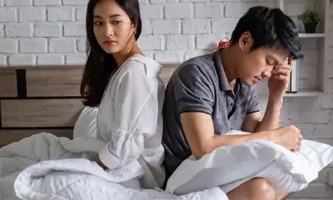 Chỉ vì lén vào Facebook tình cũ, tôi tự tay đẩy hôn nhân êm ấm vào ngõ cụt