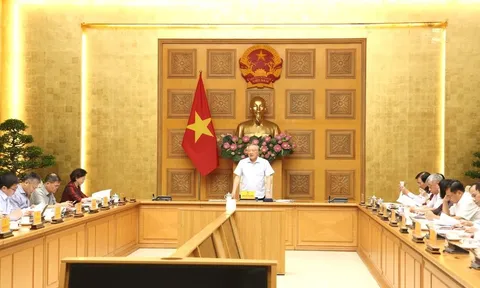 Báo cáo đầy đủ, sinh động về kết quả thực hiện phân cấp, phân quyền, phân định thẩm quyền