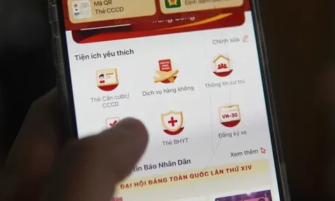 Từ 1/11: Không cần mang cả xấp giấy tờ đi chứng thực – chỉ cần VNeID!