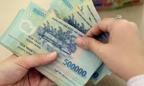 Trường hợp cán bộ công chức viên chức được hưởng phụ cấp tăng thêm 300% theo Kết luận 205