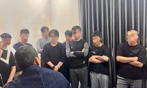 Phát hiện 13 người Trung Quốc nhập cảnh trái phép bằng thuyền vào Móng Cái, chờ sang Campuchia tìm việc làm