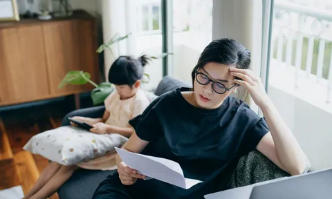 Khi "bản án" thất nghiệp ập xuống vai người mẹ đơn thân giữa những ngày giáp Tết