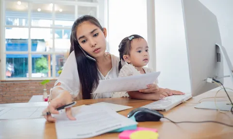 Khi "bản án" thất nghiệp ập xuống vai người mẹ đơn thân giữa những ngày giáp Tết