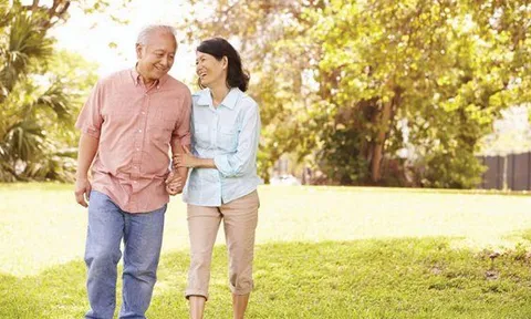 Không cần ăn kiêng khắt khe, bác sĩ chỉ 6 cách ăn giúp sống lâu hơn tới 13 năm