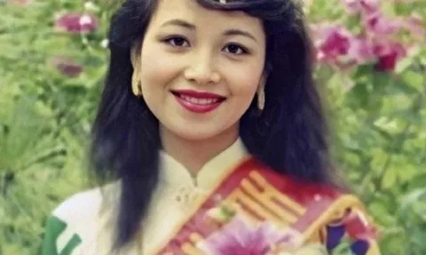 Điều chưa biết về hoa hậu 1m58 của Việt Nam: Thông thạo 5 ngoại ngữ, chuẩn "tiểu thư lá ngọc cành vàng", hiện là bà mẹ quyền lực và doanh nhân thành đạt