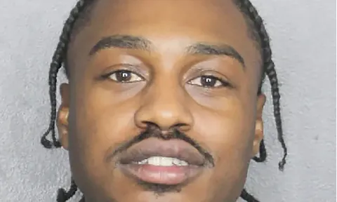 Nam ca sĩ bị bắt khẩn cấp, nghi liên quan một vụ nổ súng