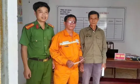 Nhận tiền chuyển nhầm 30 triệu đồng, hành động của người đàn ông Gia Lai khiến dân mạng “rần rần” khen ngợi