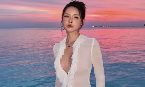 Chị đẹp cưới chồng kém 9 tuổi, sinh 2 con vẫn đẹp ngỡ ngàng,U40 nhưng visual trẻ như gái đôi mươi