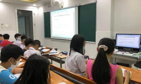 Từ 15/5/2026, Giáo viên được dạy thêm vượt 2 tiết/tuần nếu đáp ứng điều kiện gì theo Thông tư 19 Bộ Giáo dục?