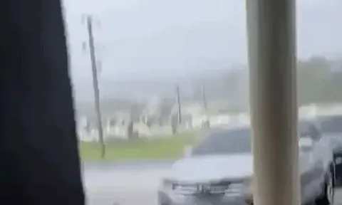 Siêu bão mạnh nhất hành tinh Sinlaku áp sát: Người dân “nín thở” chờ giờ G, CNMI phát cảnh báo khẩn trong đêm