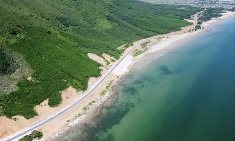 Tọa độ du lịch bí ẩn ở miền Trung: "Viên ngọc bích" vừa được đánh thức, hút 800.000 khách chỉ sau 3 tháng, cảnh đẹp nguyên sơ mà chi phí cực rẻ