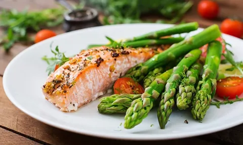 Từ vườn nhà nông tới nhà hàng sang chảnh, món này đang "làm mưa làm gió"