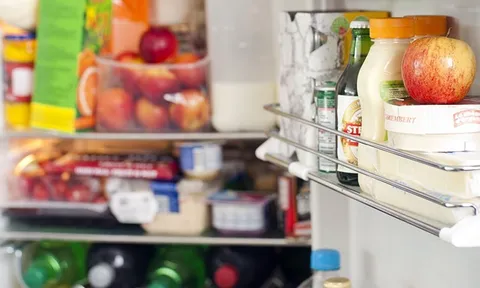 7 cách làm sạch mùi tủ lạnh nhanh chóng không cần hóa chất