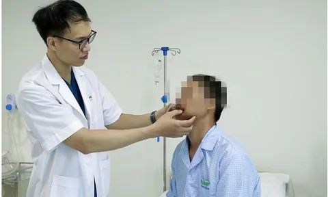 Bị người nhà cắn mất môi, người đàn ông đối mặt nguy cơ biến dạng mặt