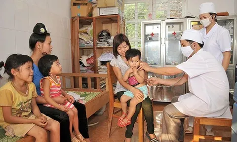 Công văn ngày 12/5: Việc sắp xếp y tế cơ sở trên toàn quốc sẽ được triển khai ra sao?