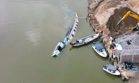 Chìm ghe ở Cà Mau làm cha tử vong, con gái 6 tuổi mất tích: Vì sao rạng sáng người dân mới phát hiện vụ việc?