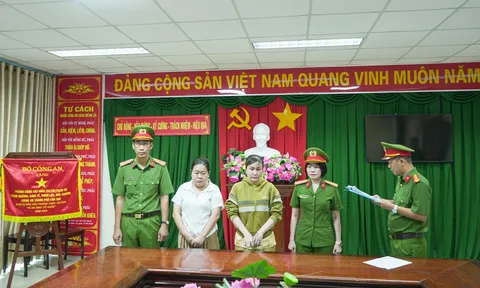 Bắt nữ giám đốc Công ty TNHH Huỳnh Hương Group cùng "bạn làm ăn"  Lầu Thị Giang SN 1984