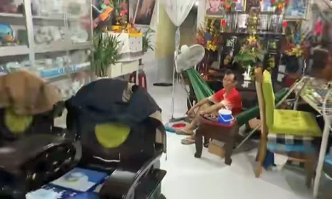 Căn nhà "bất ổn" nhất miền Tây: Gia chủ nhất quyết không lên lầu, xây nhà dài đến mức shipper phải khóc thét!