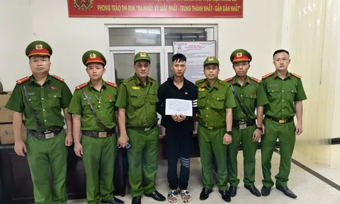 Cướp tiệm vàng ở phố Vọng, Trịnh Văn Bình SN 2005 đã bị khống chế như thế nào?