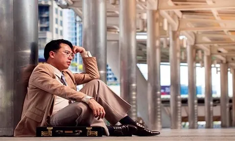 Có nên bắt đầu lại ở tuổi trung niên? Câu trả lời khiến nhiều người im lặng