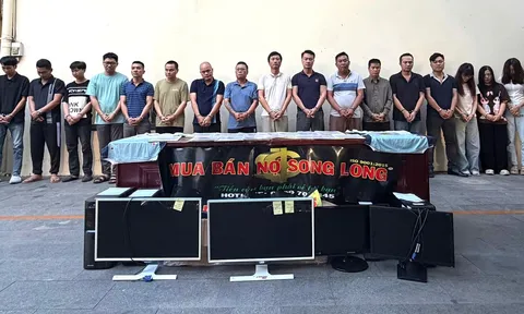 Lời khai "chấn động" của giám đốc Công ty mua bán nợ Song Long Vũ Hoàng Long