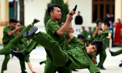 Chi tiết bảng lương mới của lực lượng Công an áp dụng từ tháng 7/2026