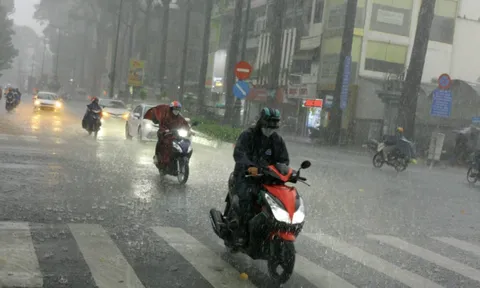 Không khí lạnh tràn về, nhiệt độ giảm tới 10 độ C, nhiều tỉnh đối mặt nguy cơ mưa cực lớn